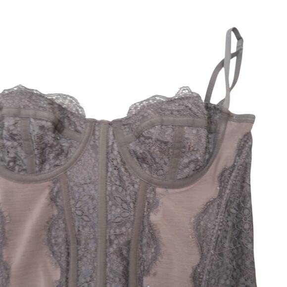 Urban Outfitters Out From Under Modern Love Lace Corset Top M - Picture 3 of 6